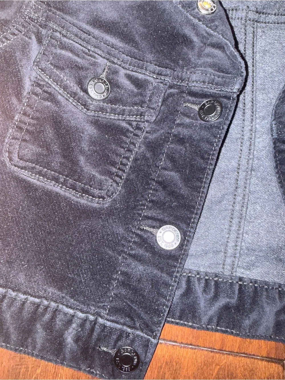 Gap Girls Black Velvet Jacket (small)